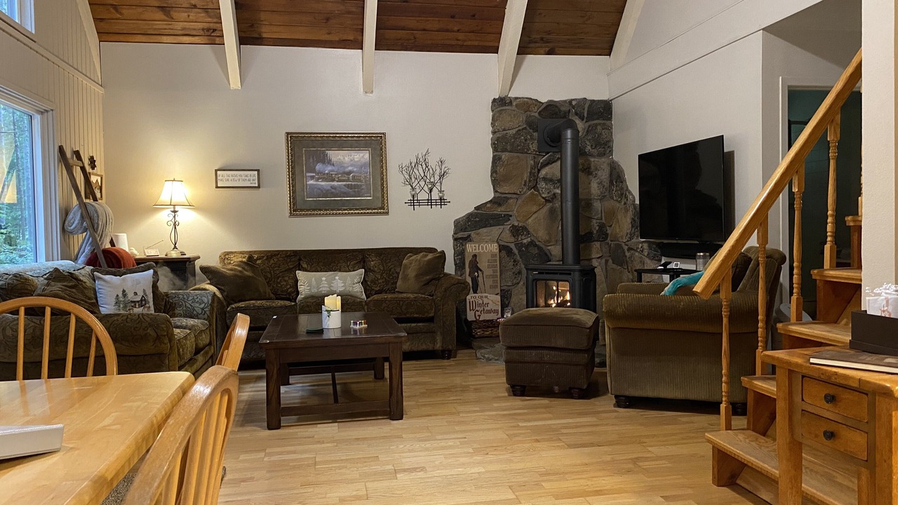 Photo of Livingroom in Enumclaw