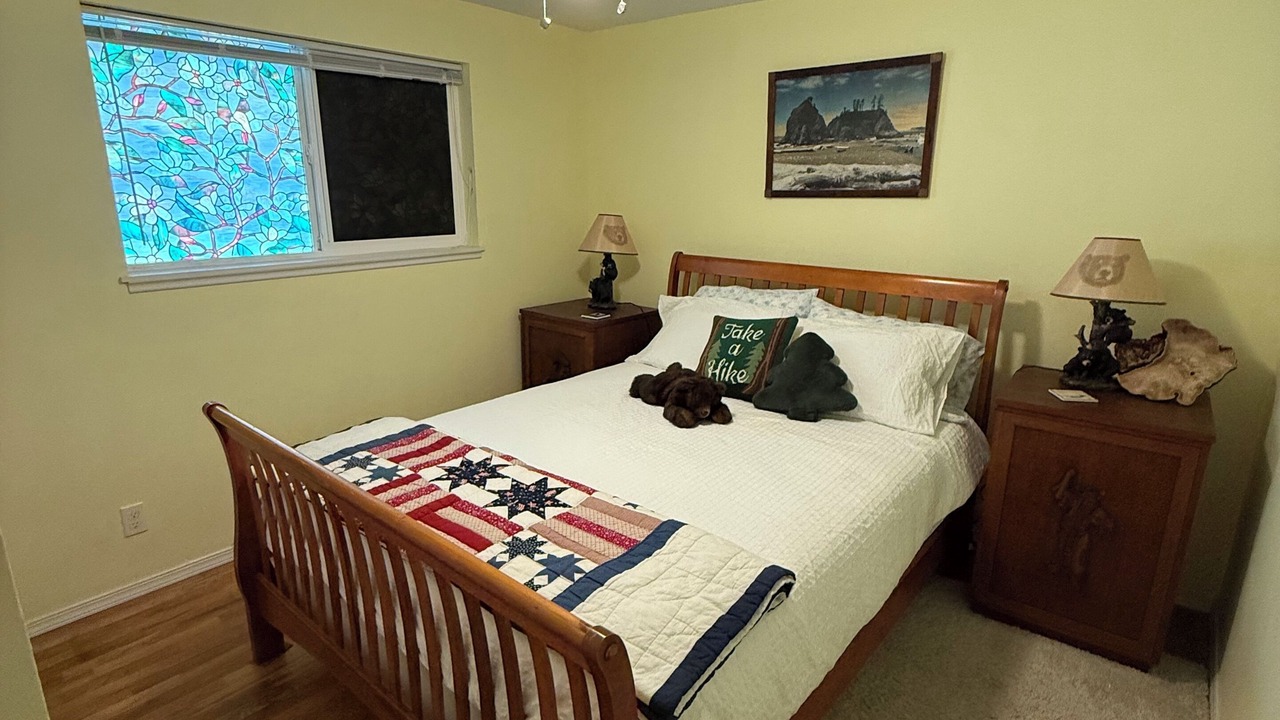 Photo of Bedroom in Port Angeles