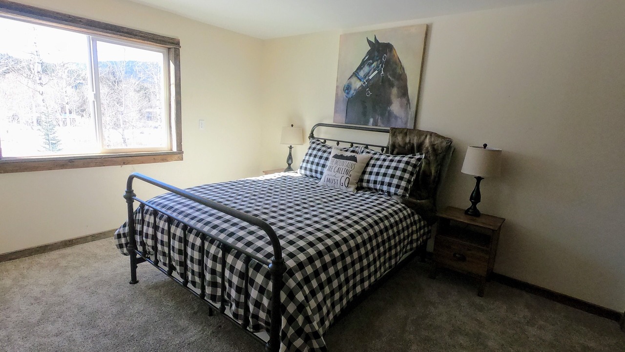 Photo of Bedroom in Lazy Acres