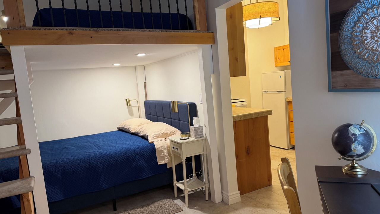 Photo of Bedroom in Elkhorn Village