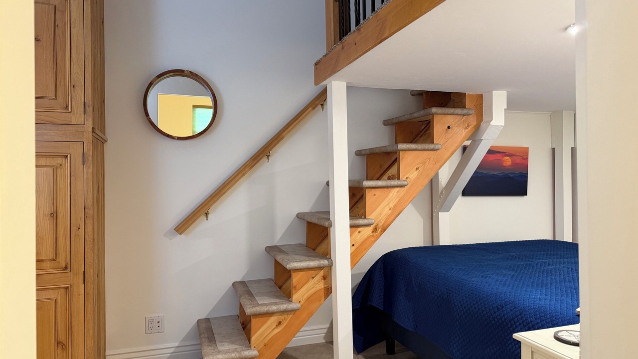 Photo of Bedroom in Elkhorn Village