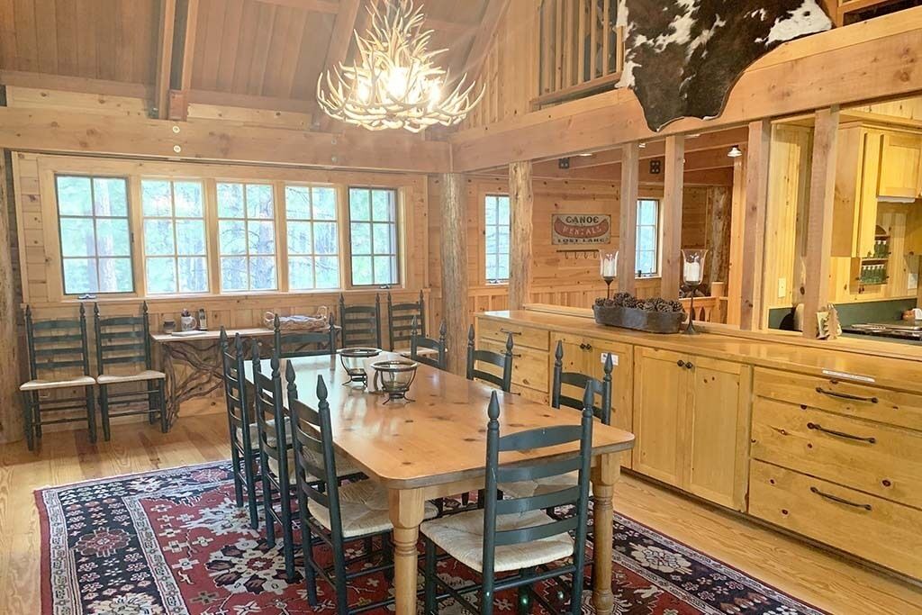 Photo of Livingroom in Black Butte Ranch