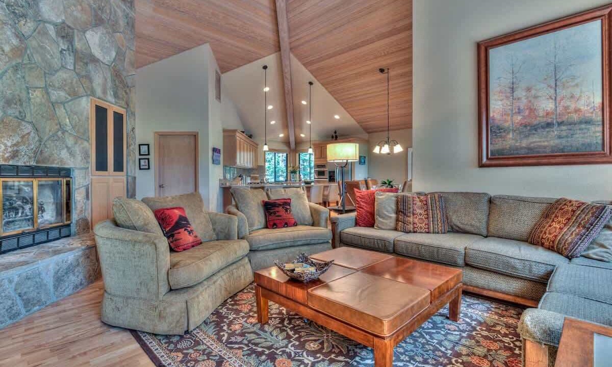Photo of Livingroom in Overlook Park