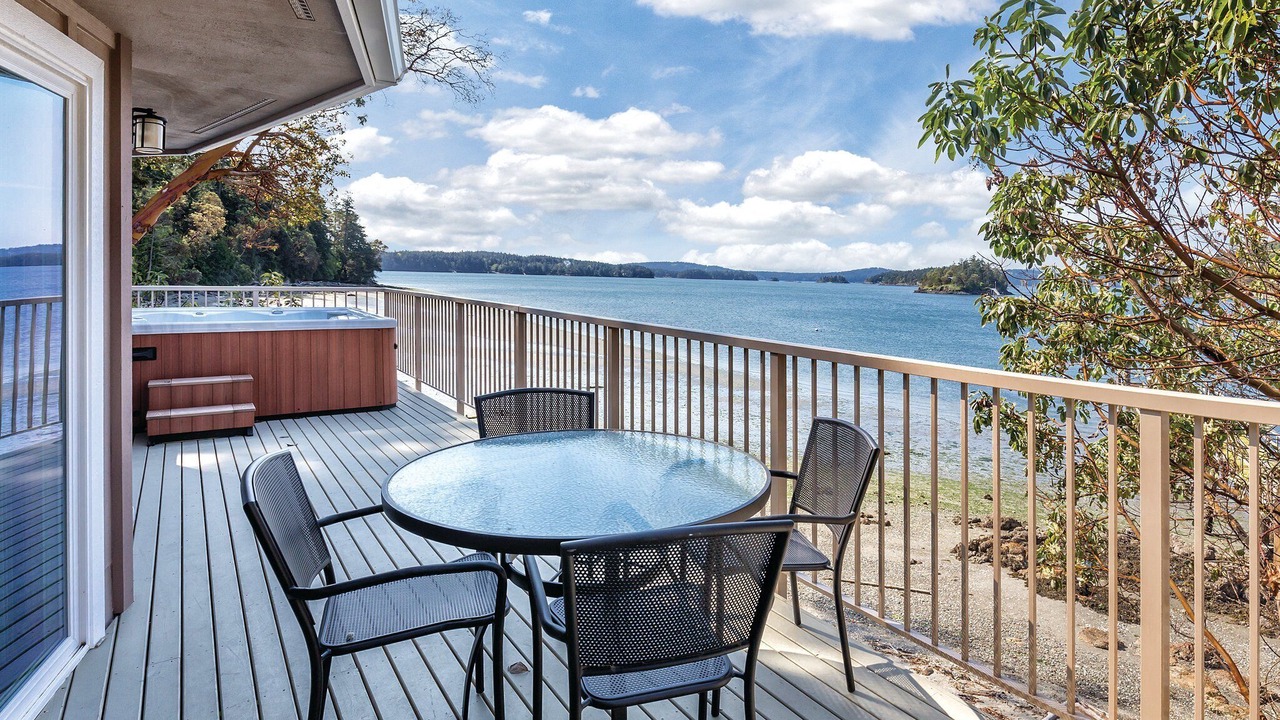 Photo of Outdoor in Deer Harbor