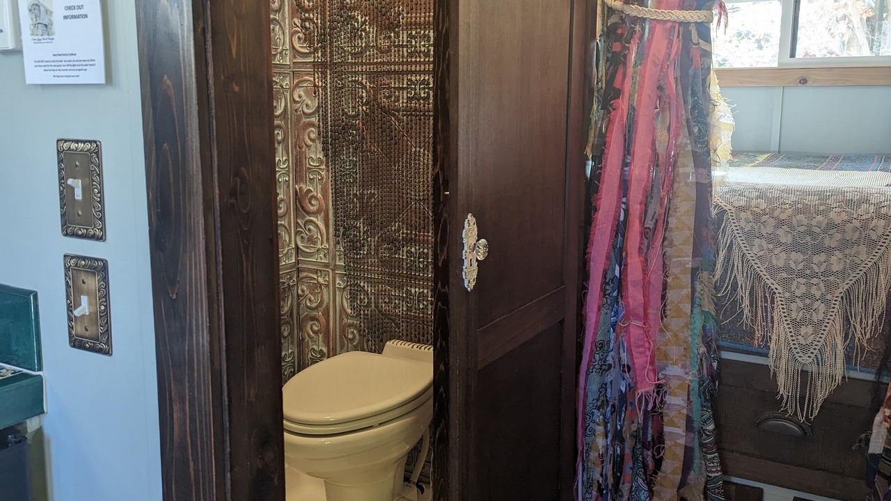 Photo of Bathroom in Salmon