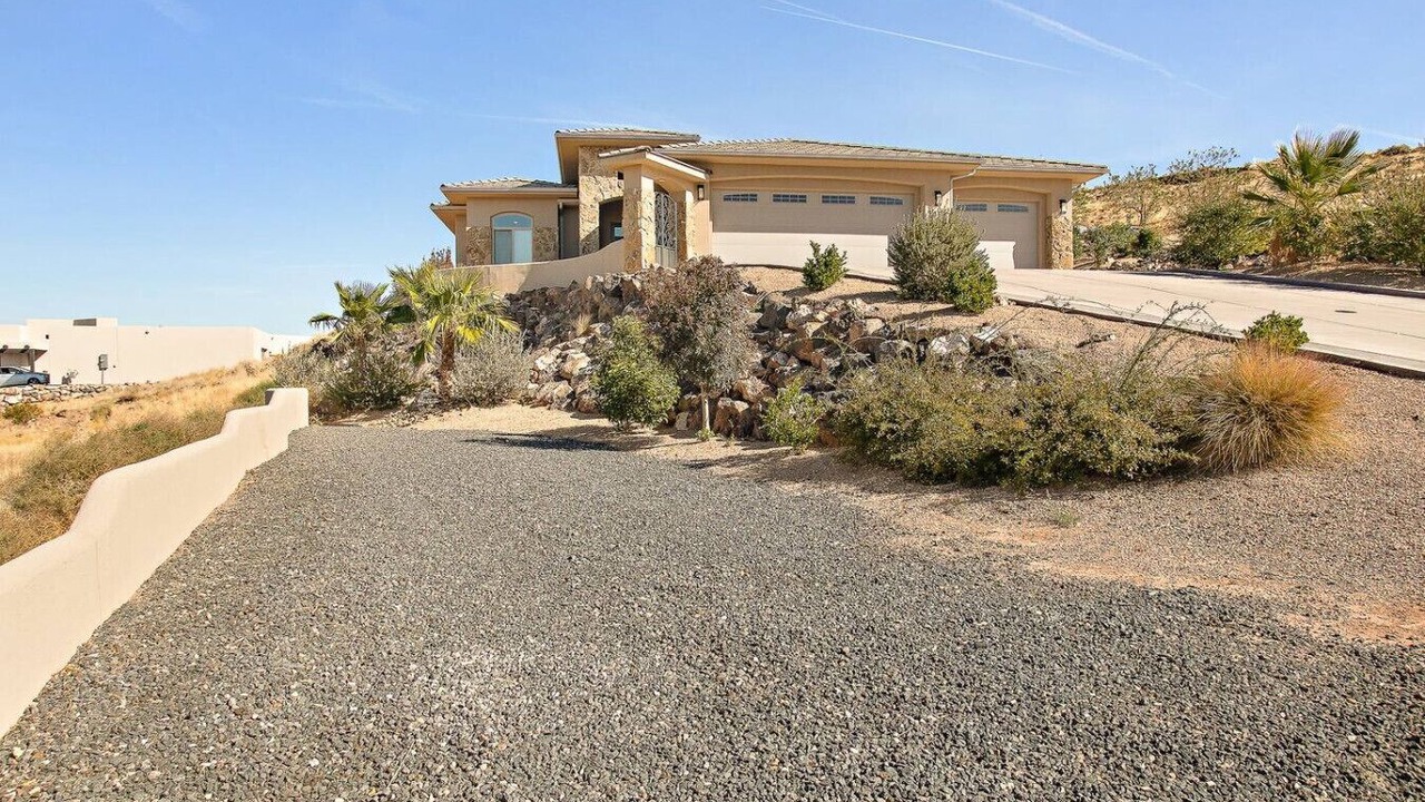 Photo of Outdoor in Hurricane