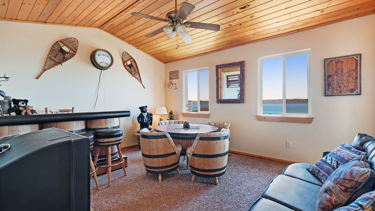 Photo of Livingroom in Fish Haven