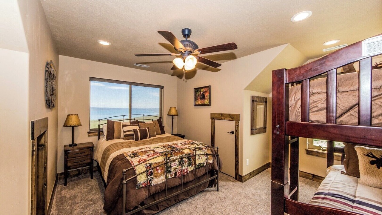 Photo of Bedroom in Fish Haven
