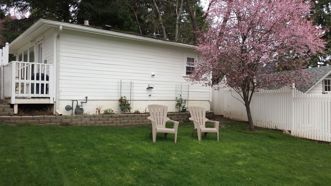 Photo of Outdoor in Ashland