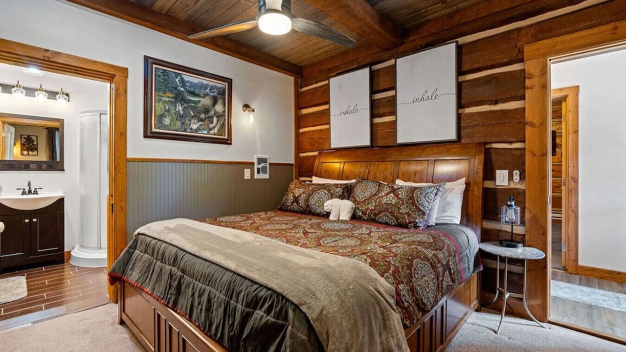 Photo of Bedroom in Bloomington
