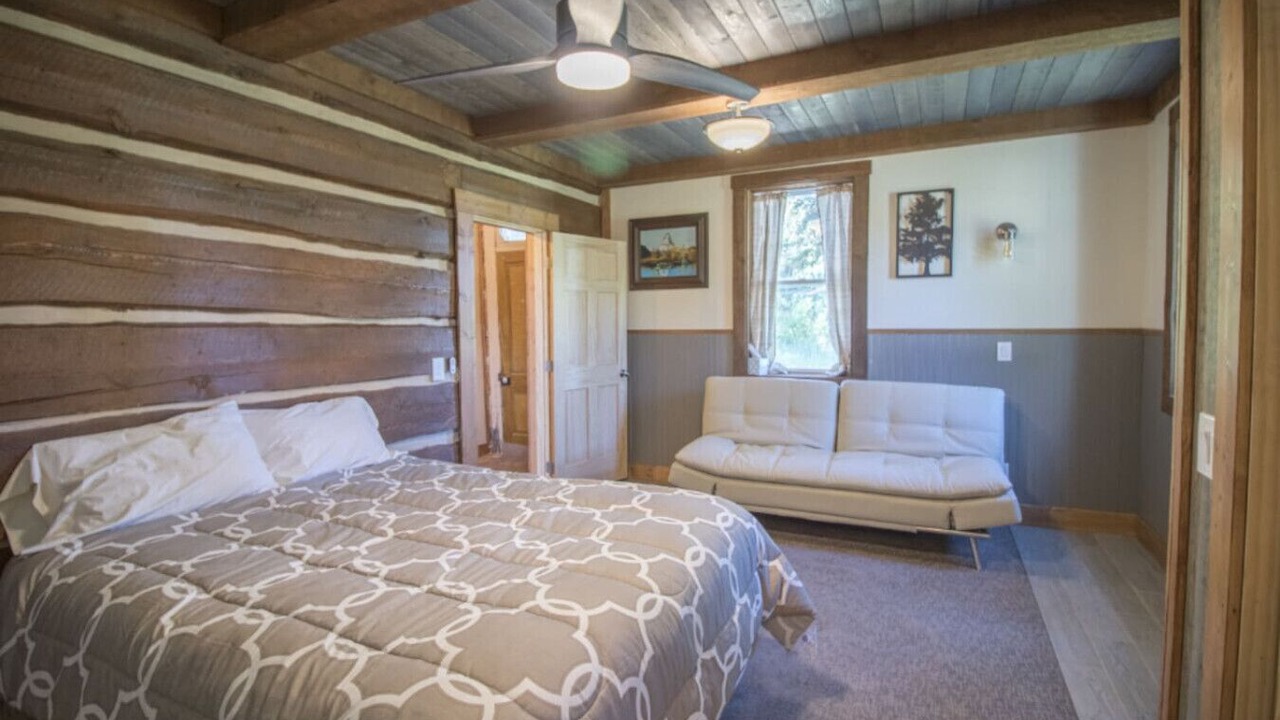 Photo of Bedroom in Bloomington