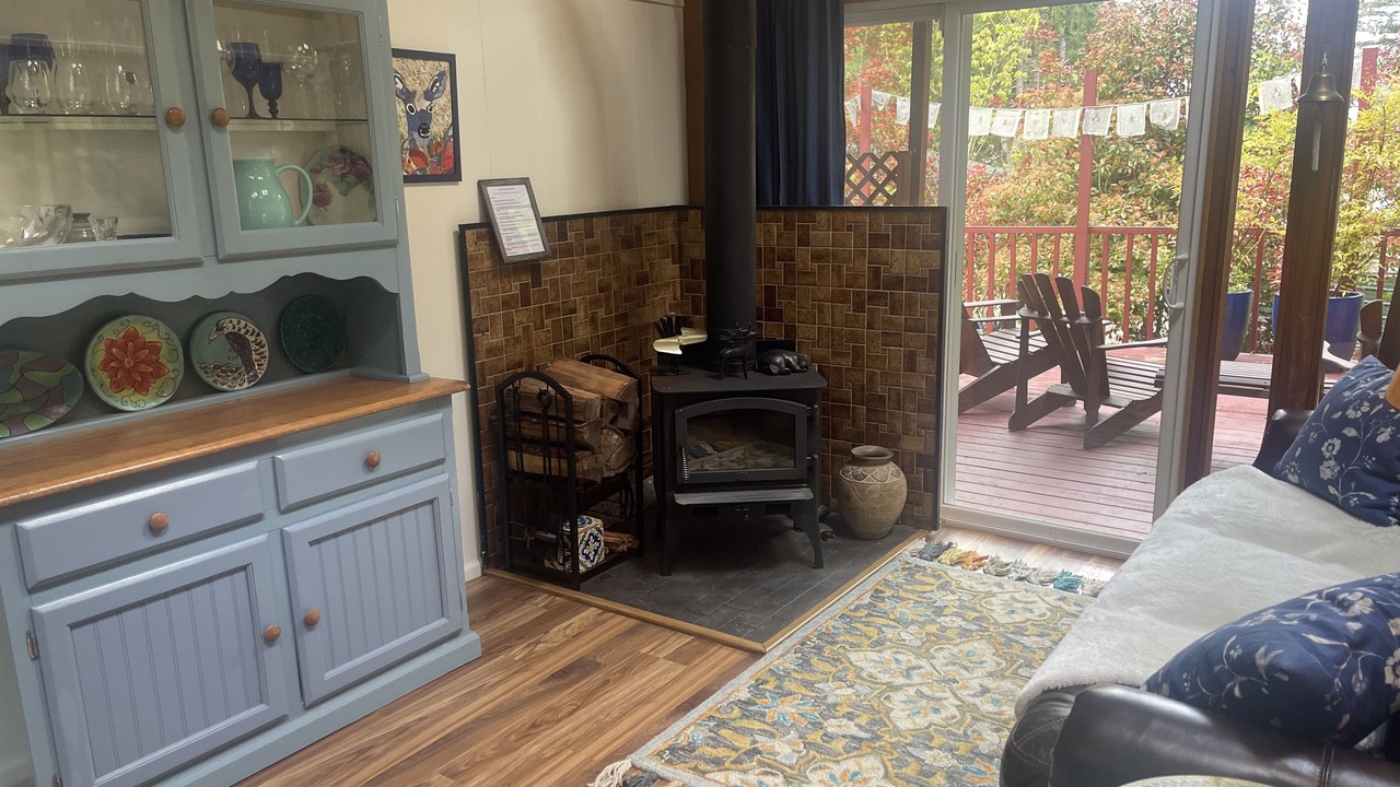 Photo of Livingroom in Lakebay