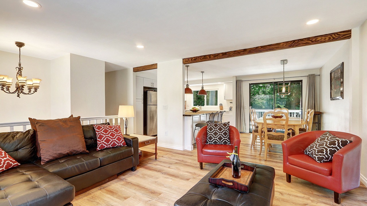 Photo of Livingroom in Education Hill