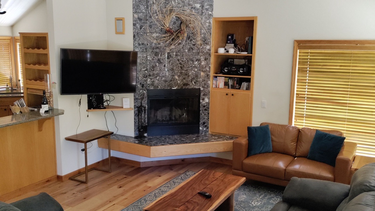 Photo of Livingroom in Sunriver