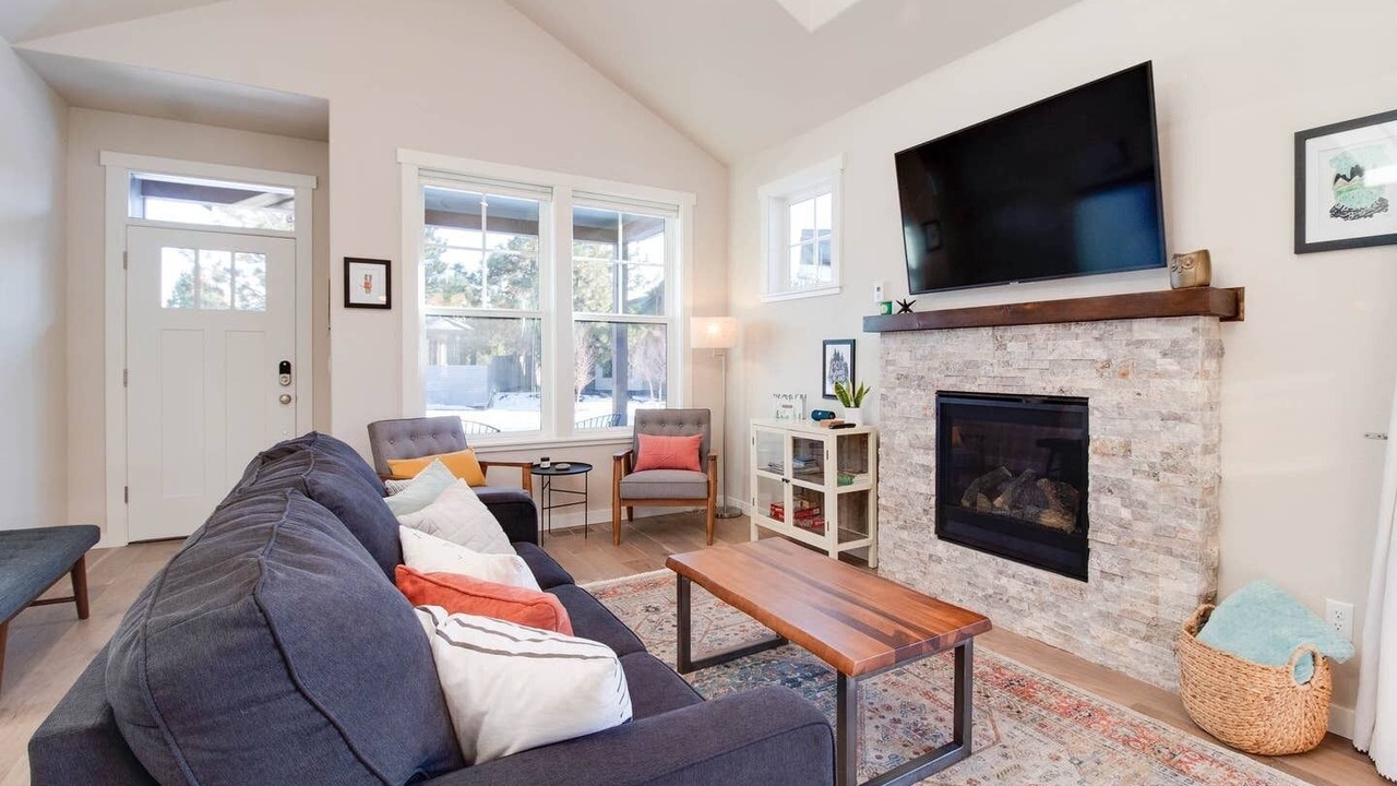 Photo of Livingroom in RiverWild