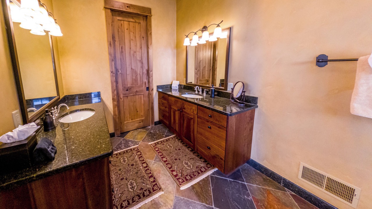 Photo of Bathroom in Tetonia