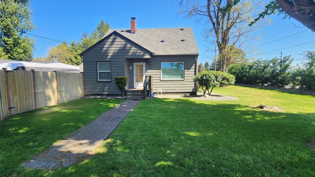 Photo of Outdoor in Northeast Tacoma