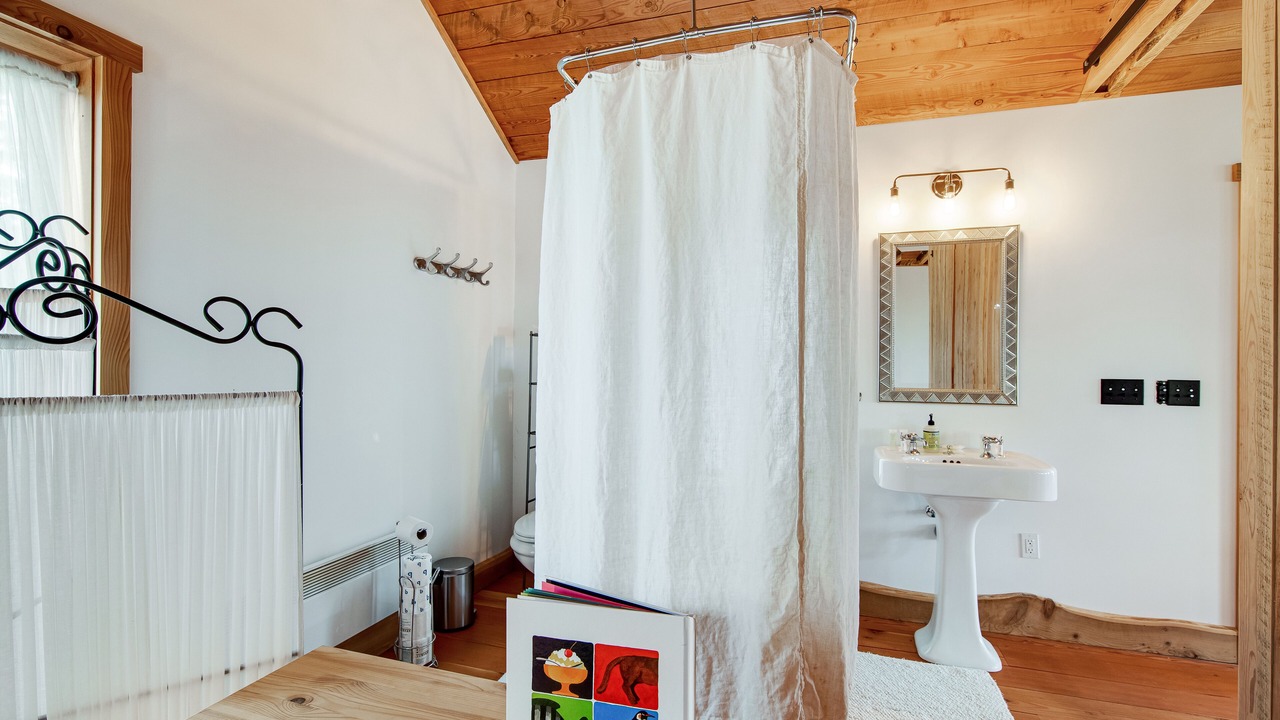 Photo of Bathroom in Eastsound