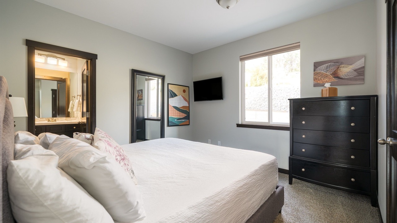 Photo of Bedroom in Manson