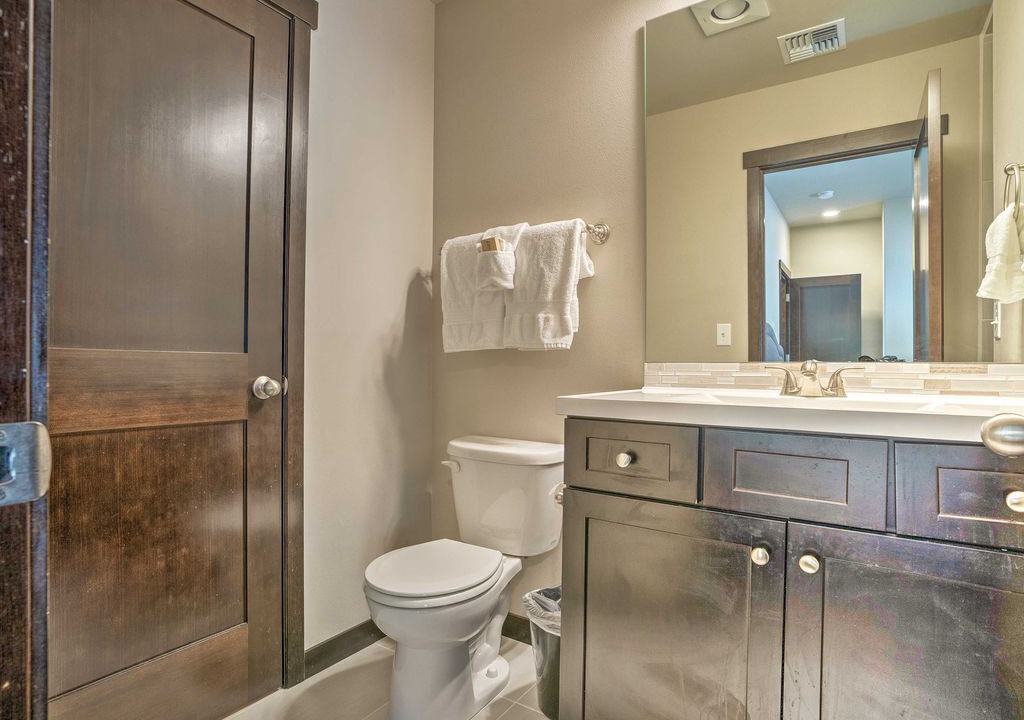 Photo of Bathroom in Manson