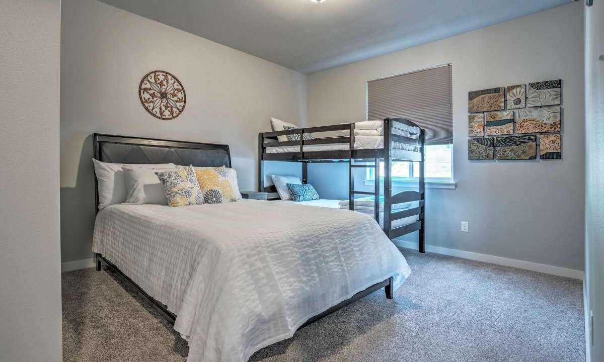 Photo of Bedroom in Manson