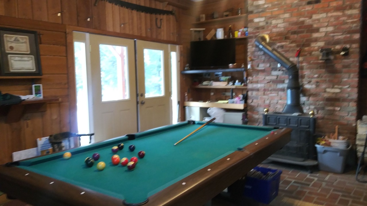 Photo of Bedroom in Metaline Falls