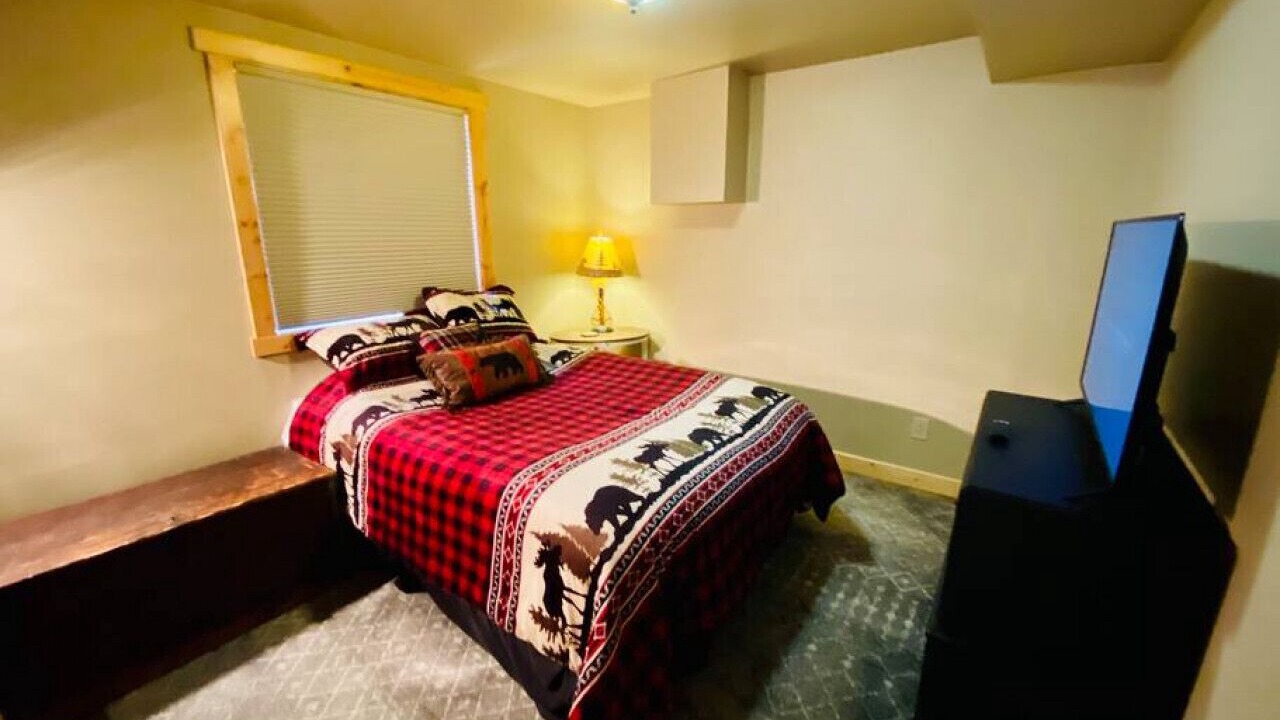Photo of Bedroom in Tamarack Resort