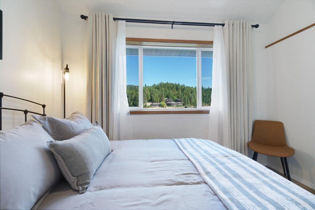 Photo of Bedroom in Hayden
