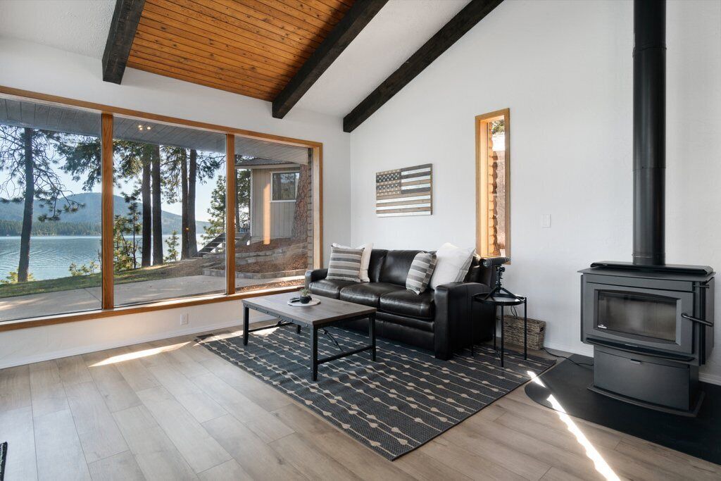 Photo of Livingroom in Hayden