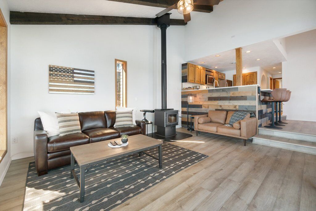 Photo of Livingroom in Hayden