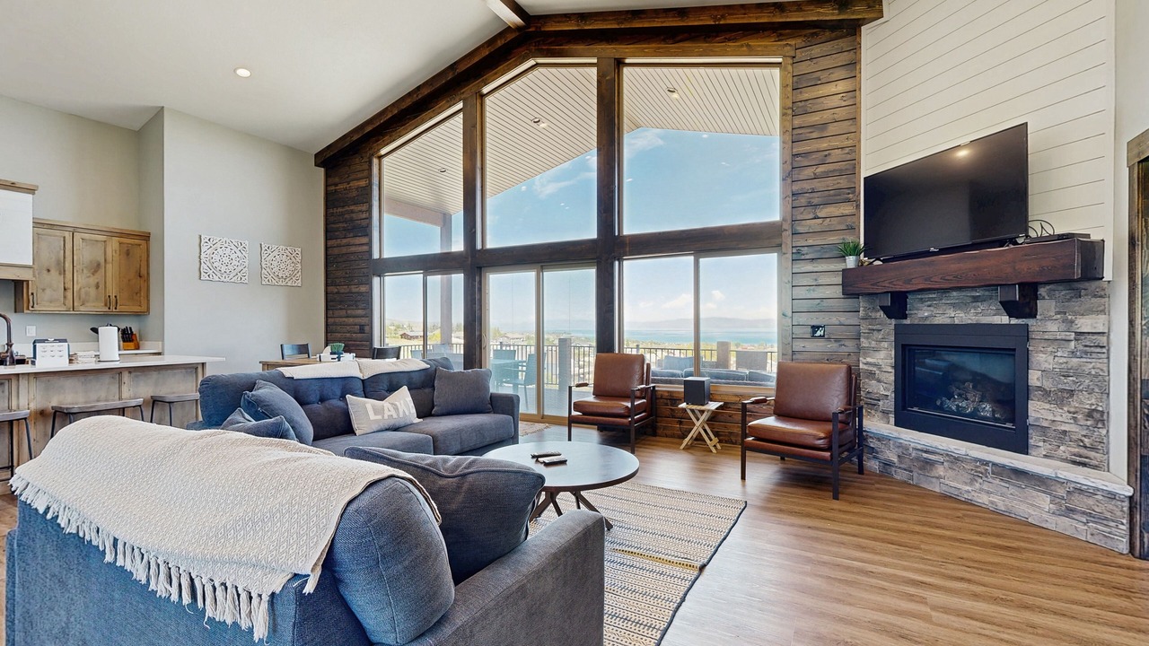Photo of Livingroom in Sweetwater