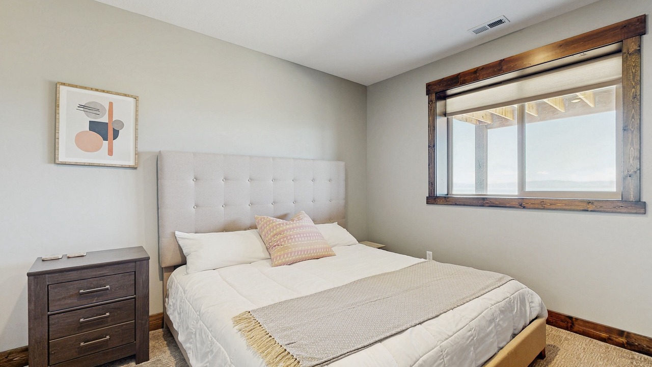Photo of Bedroom in Sweetwater