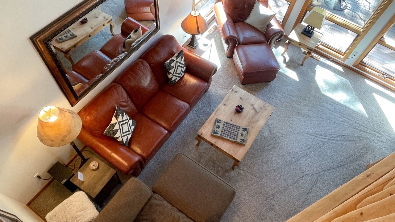 Photo of Livingroom in Black Butte Ranch