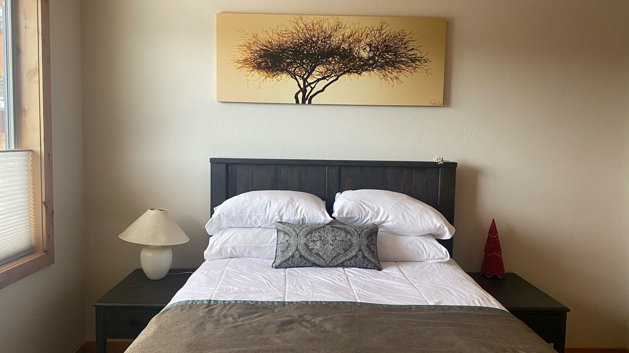 Photo of Bedroom in Sandpoint