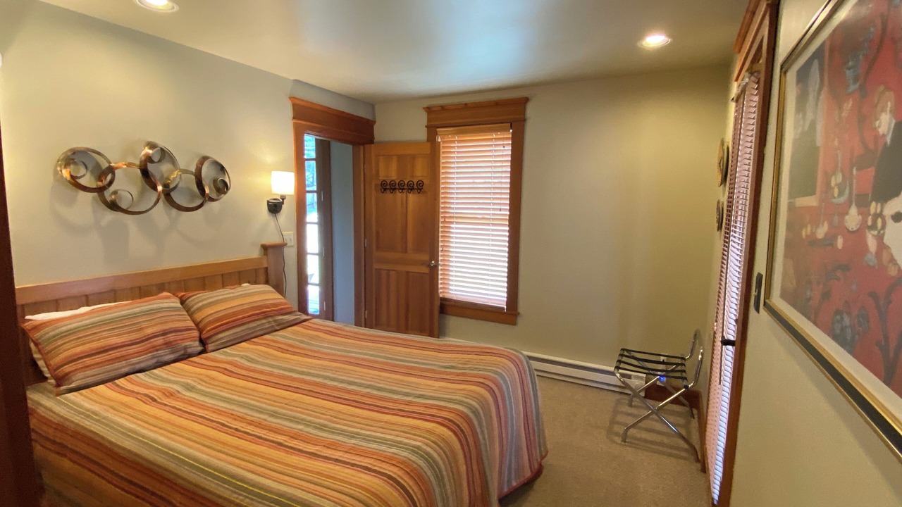 Photo of Bedroom in Methow Valley