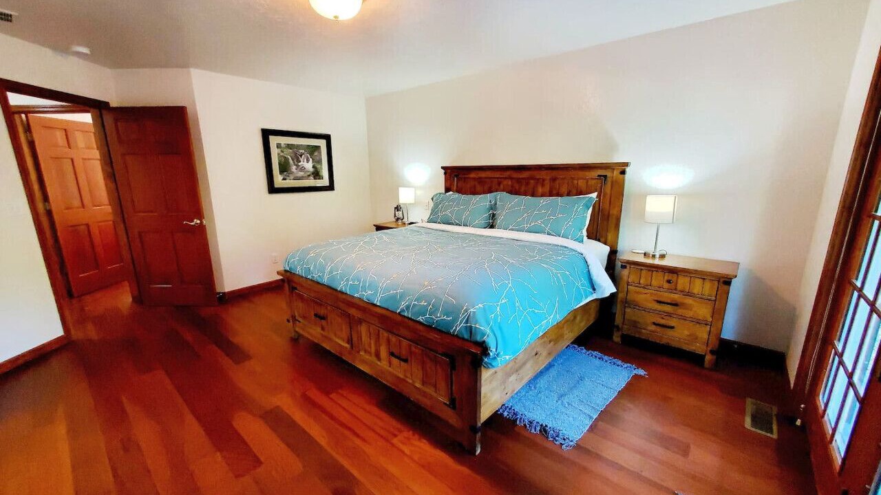 Photo of Bedroom in Forks