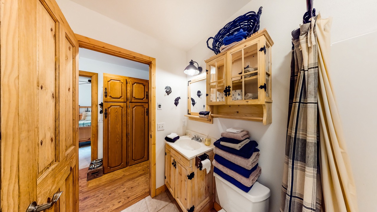Photo of Bathroom in Hoodsport