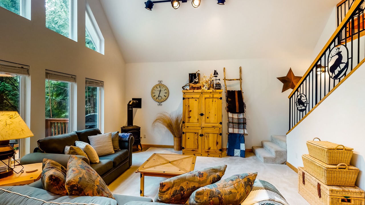 Photo of Livingroom in Hoodsport