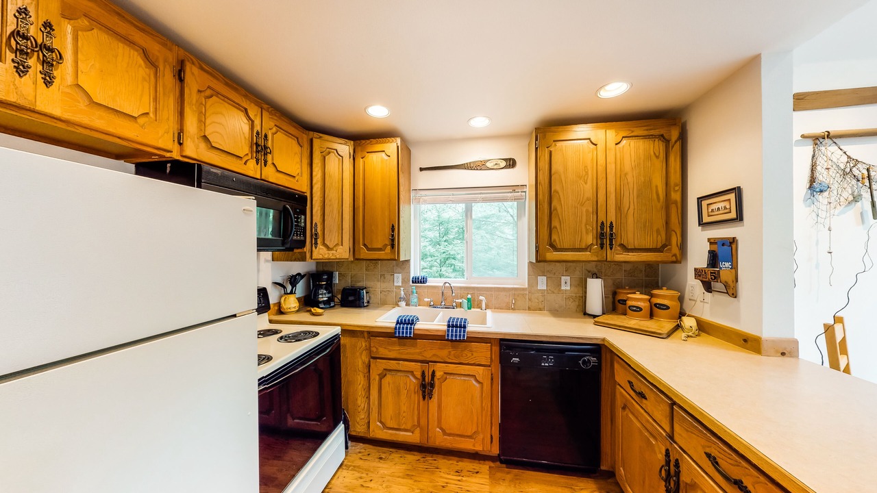 Photo of Kitchen in Hoodsport