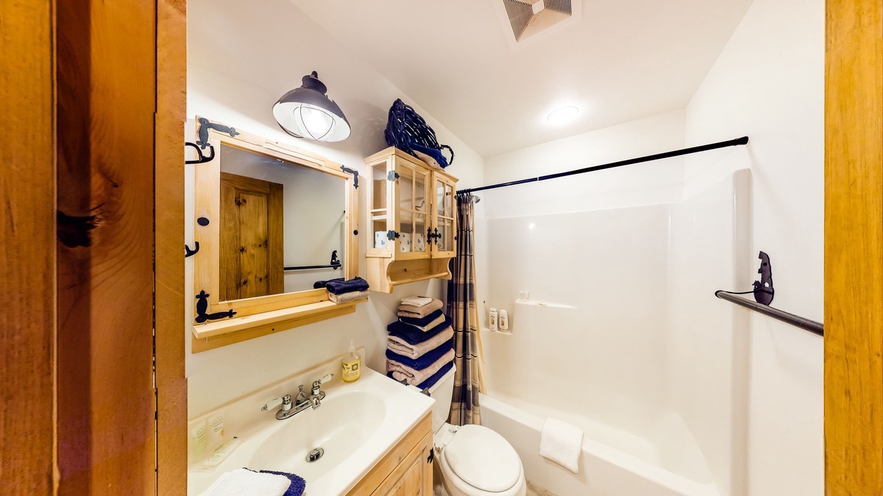 Photo of Bathroom in Hoodsport