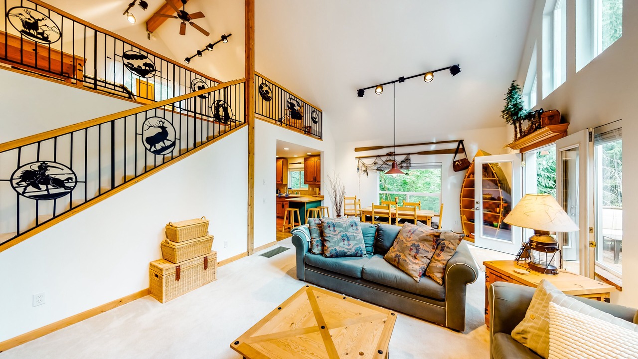 Photo of Livingroom in Hoodsport
