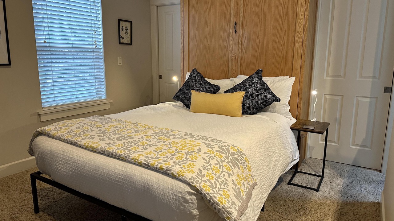 Photo of Bedroom in West Hills