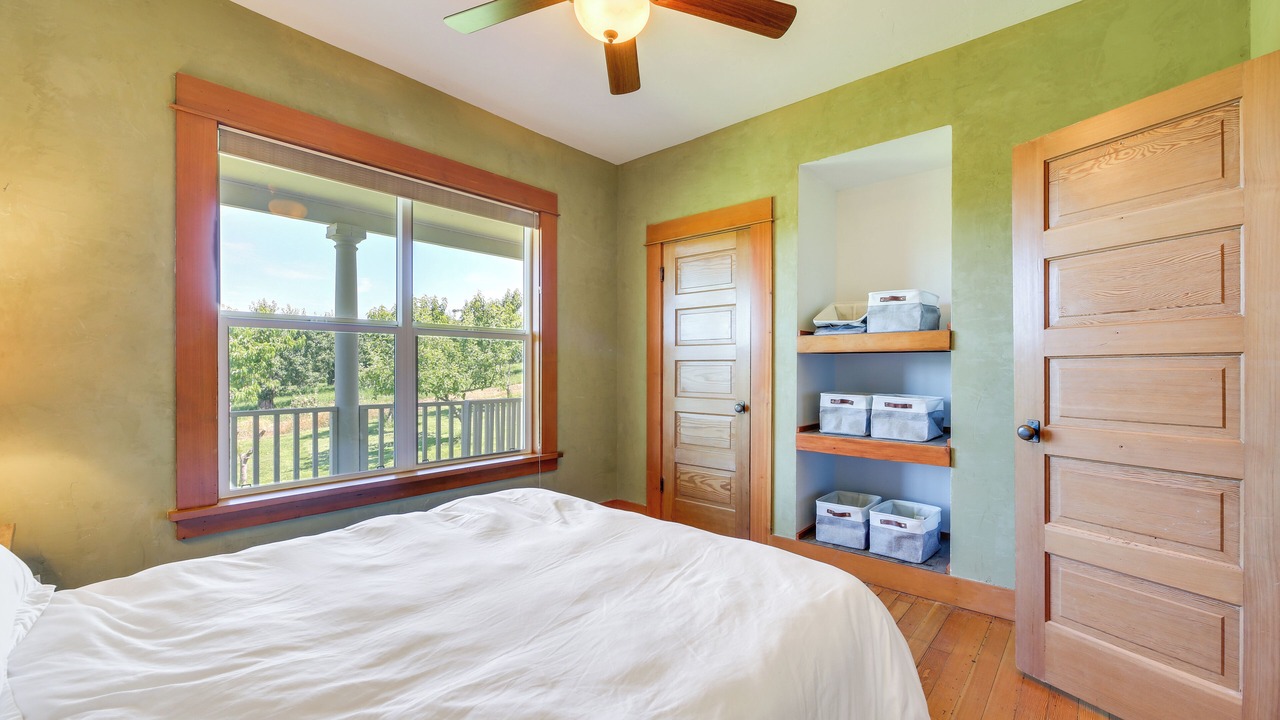 Photo of Bedroom in Hood River
