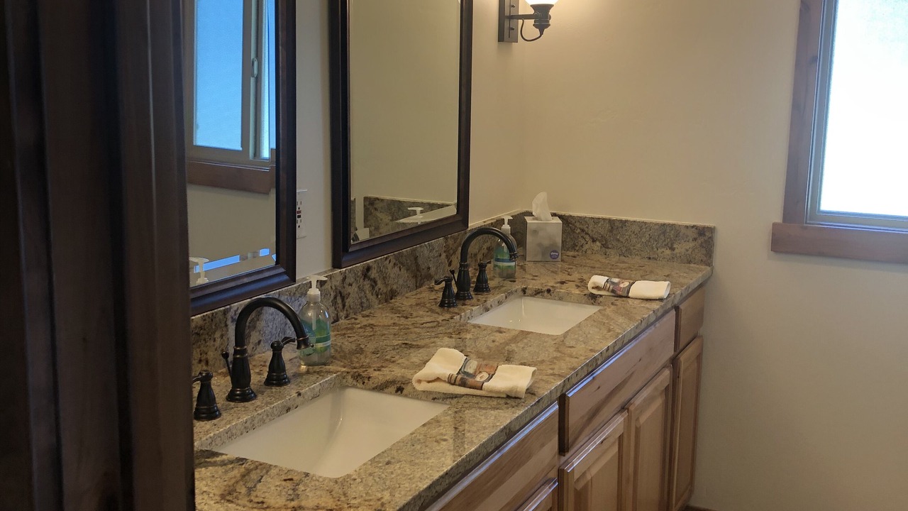 Photo of Bathroom in Hayden Lake