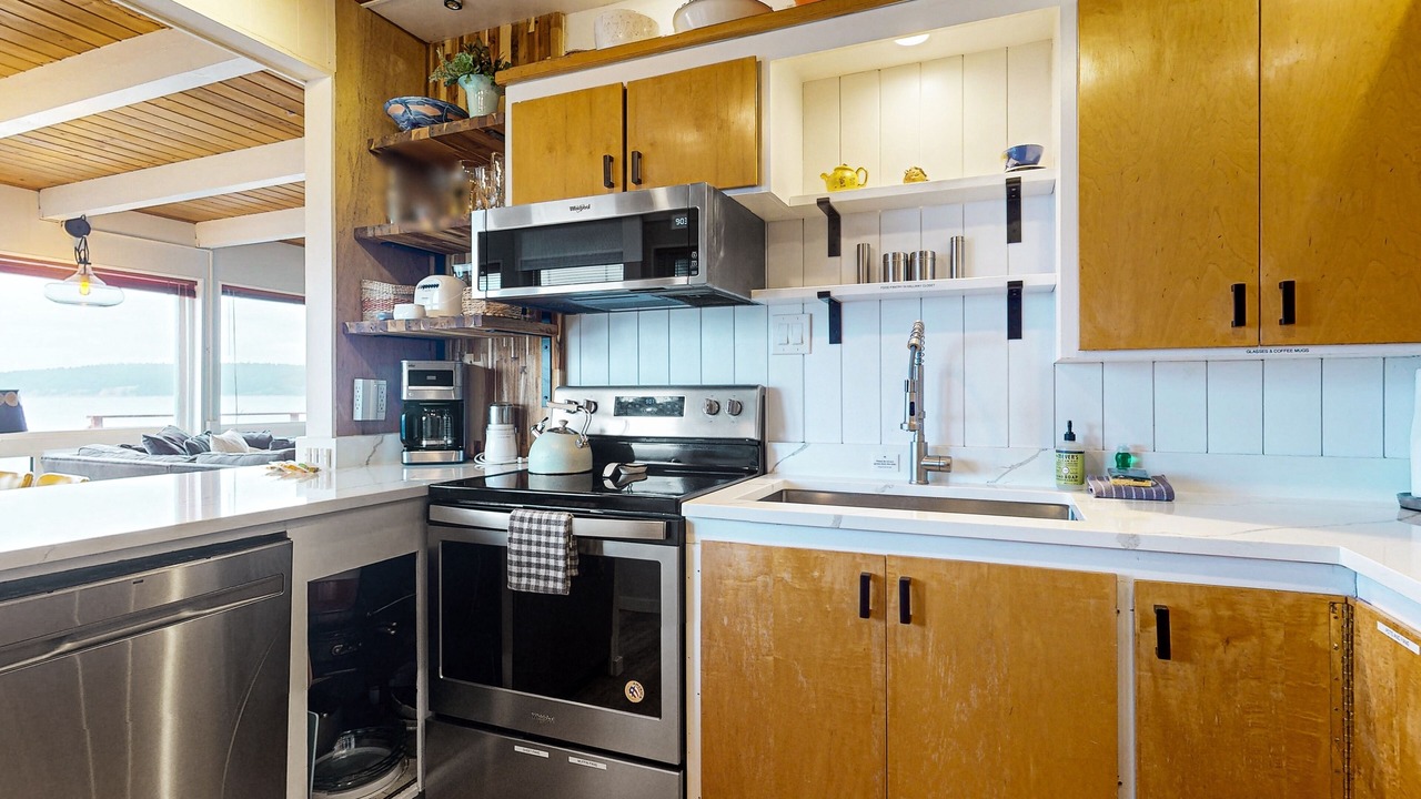 Photo of Kitchen in Langley