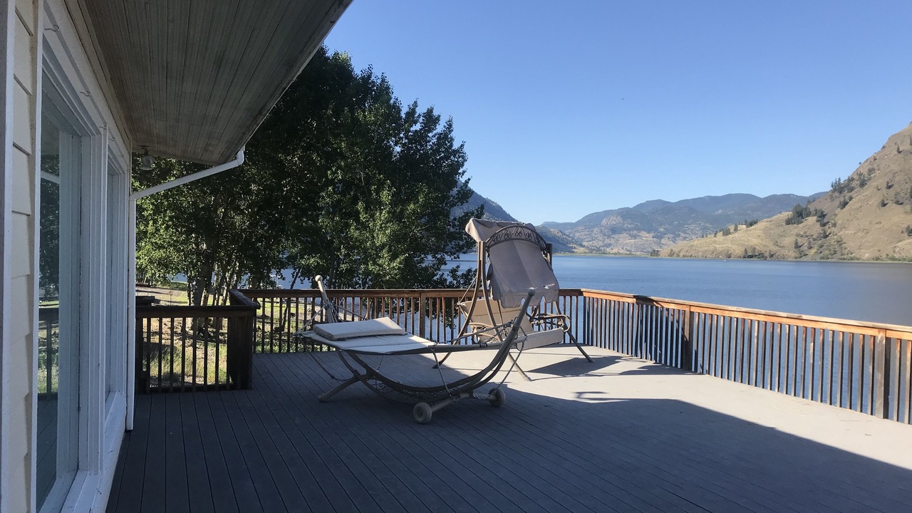 Photo of Patio Balcony in Okanogan County