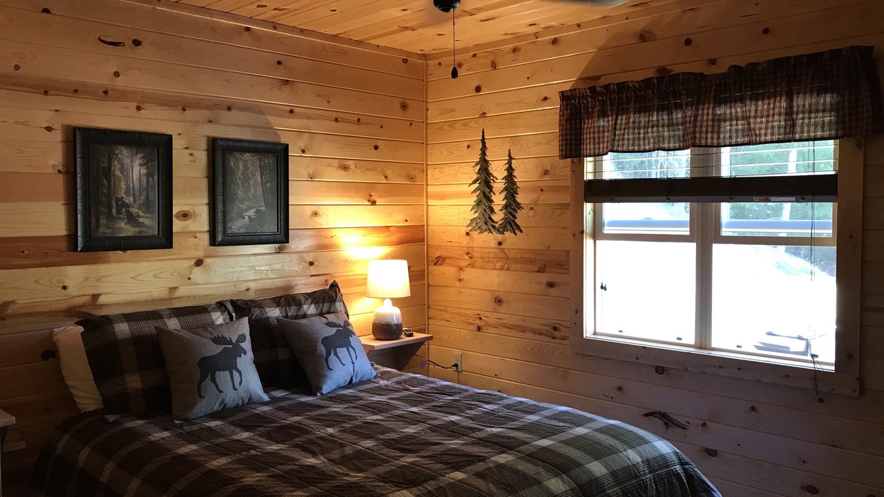 Photo of Bedroom in Boundary County