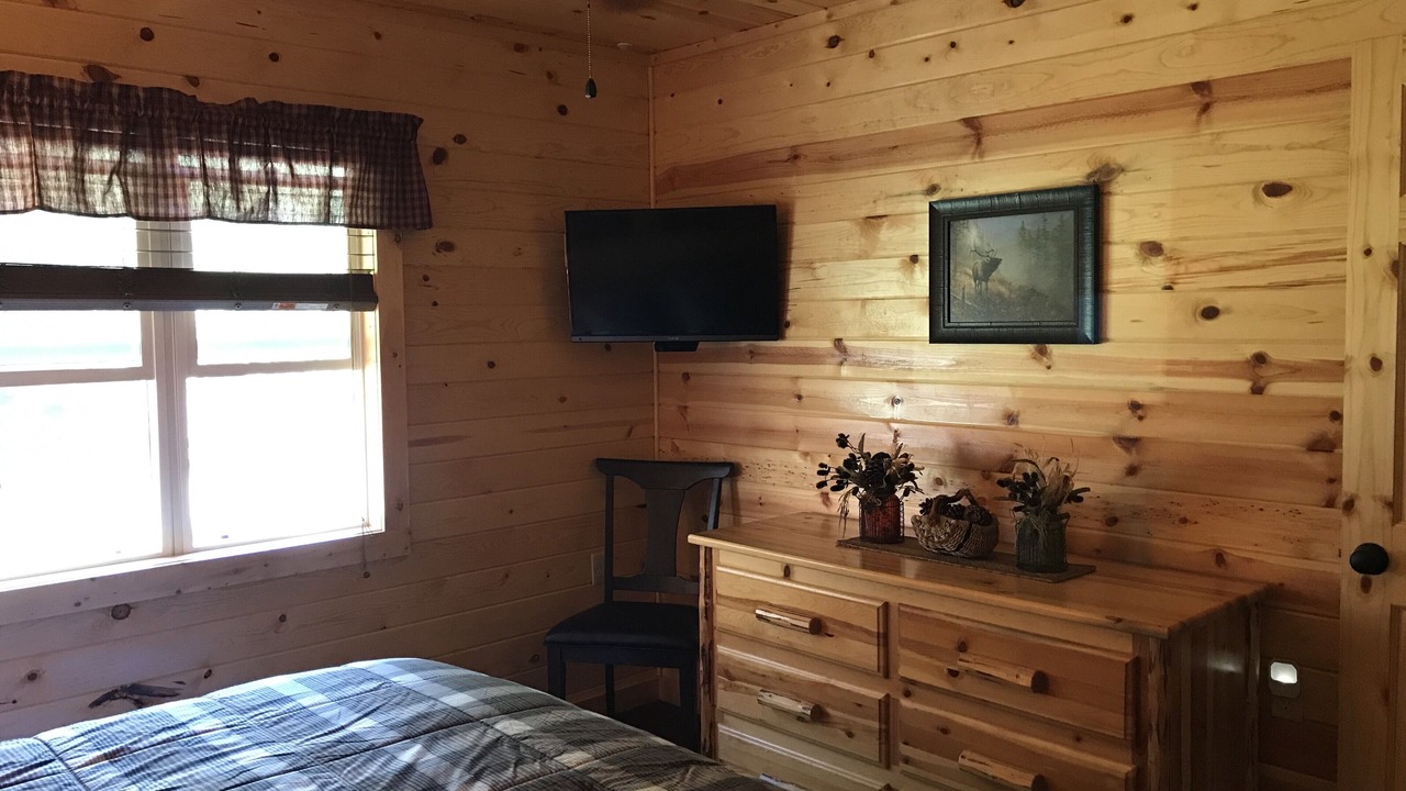 Photo of Bedroom in Boundary County