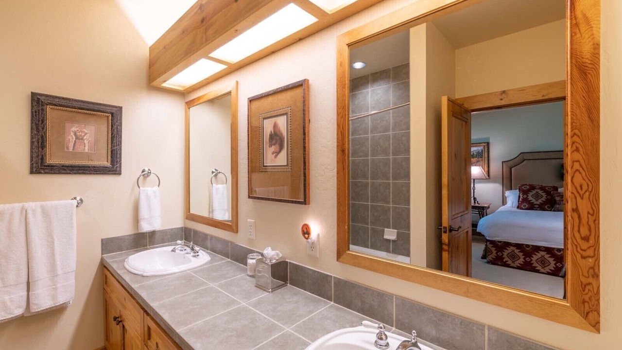 Photo of Bathroom in Granite Ridge