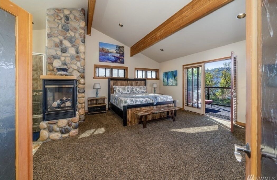 Photo of Bedroom in Manson